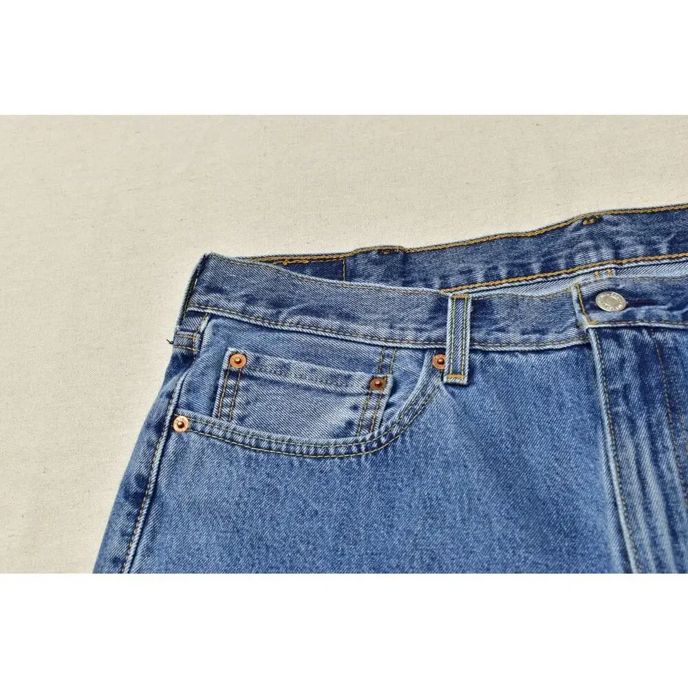 Levi's 550 Relaxed Fit Men's Jeans Blue 38x36 Medium Wash Denim Retro Style